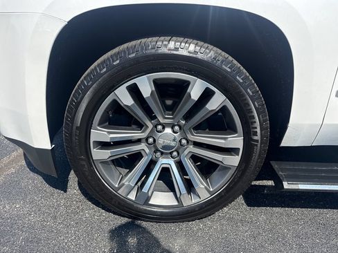 Used 2020 GMC Yukon Denali w/ Denali Ultimate Package AWD/4WD image 26