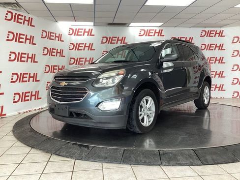 Used 2017 Chevrolet Equinox LT FWD image 3