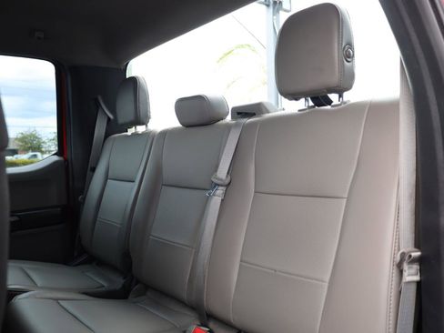 Used 2018 Ford F150 XL w/ Equipment Group 101A Mid AWD/4WD image 11