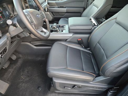 New 2025 Ford F150 Lariat w/ Equipment Group 502A High image 9