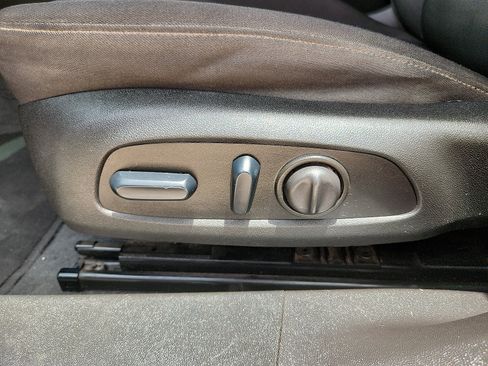 Used 2024 Chevrolet Malibu LT FWD image 13