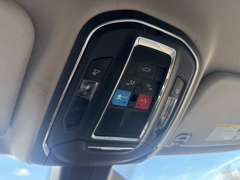 Used 2024 Jeep Wagoneer Series II image 21