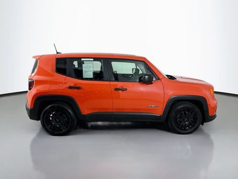 Used 2021 Jeep Renegade Sport FWD image 9