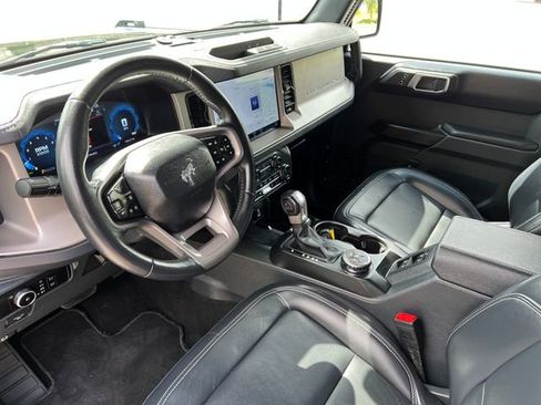 Used 2025 Ford Bronco Outer Banks AWD/4WD image 19