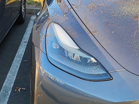 Used 2022 Tesla Model Y Performance image 3