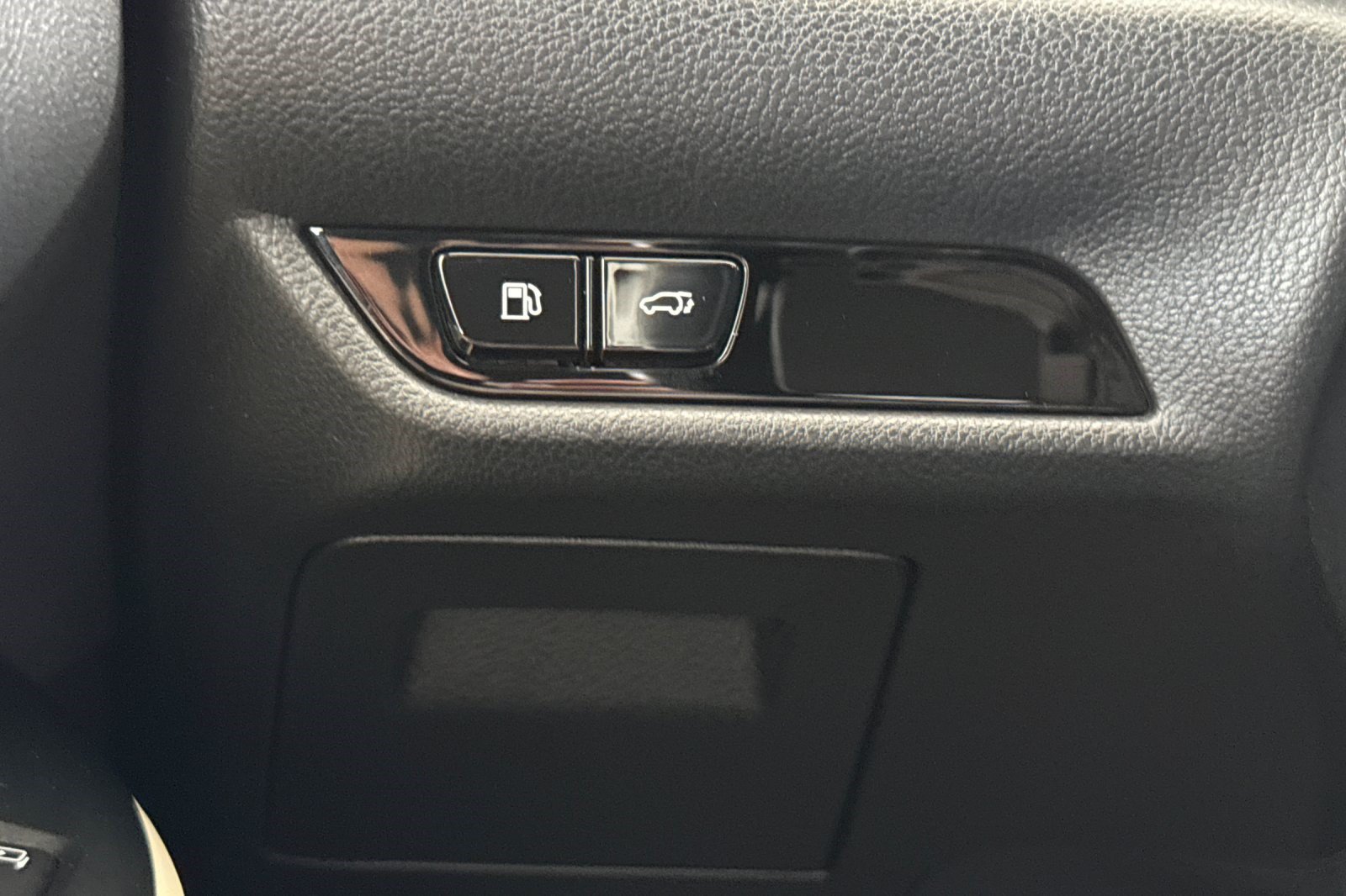 Used 2024 Lexus NX 450h+ AWD w/ Vision Package image 36