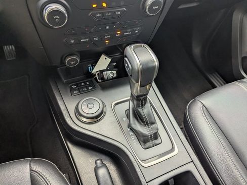 Used 2021 Ford Ranger Lariat w/ Equipment Group 501A High image 14