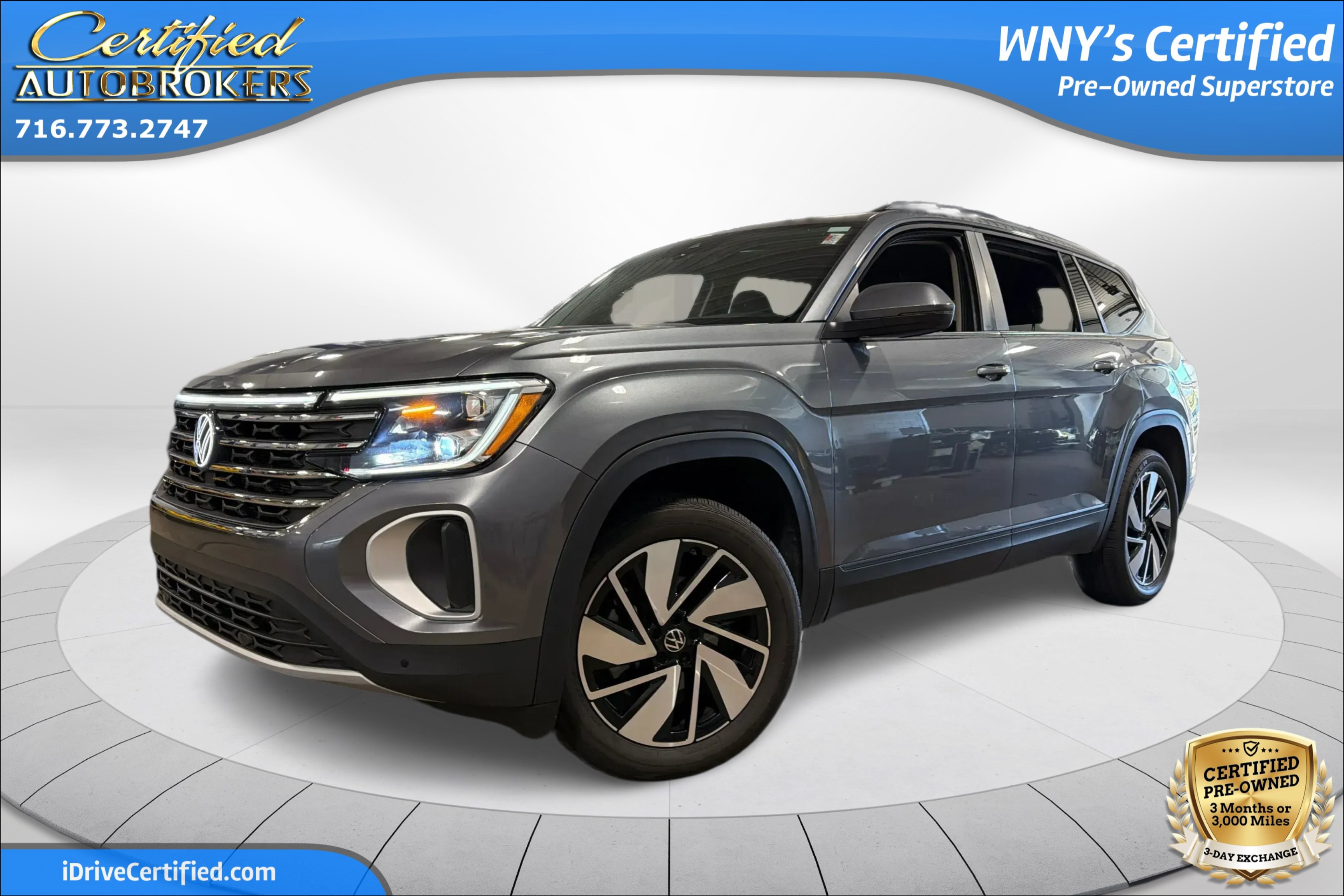 Used 2025 Volkswagen Atlas SE FWD image 1