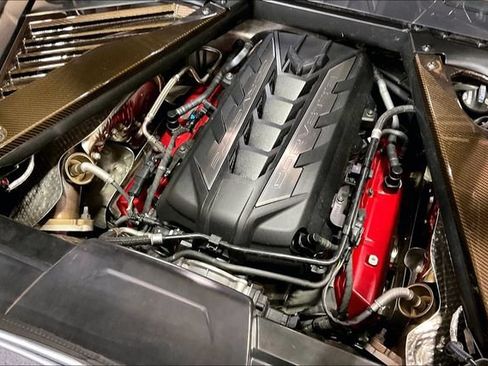 Used 2021 Chevrolet Corvette Stingray Premium Cpe w/ Z51 Performance Package RWD image 32
