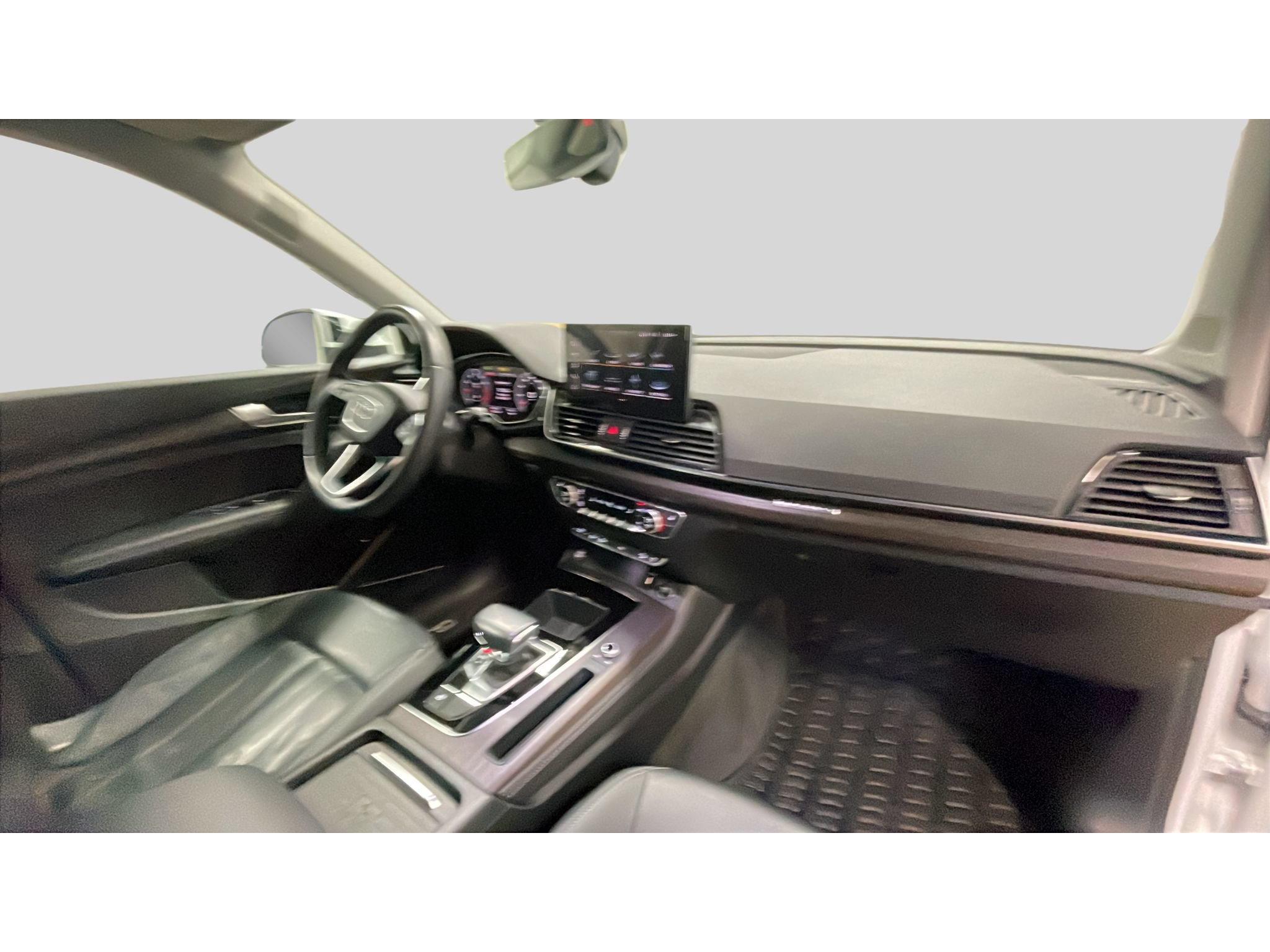Used 2021 Audi Q5 2.0T Premium Plus w/ Premium Plus Package AWD/4WD image 19