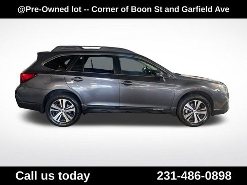 Used 2019 Subaru Outback 2.5i Limited AWD/4WD image 8