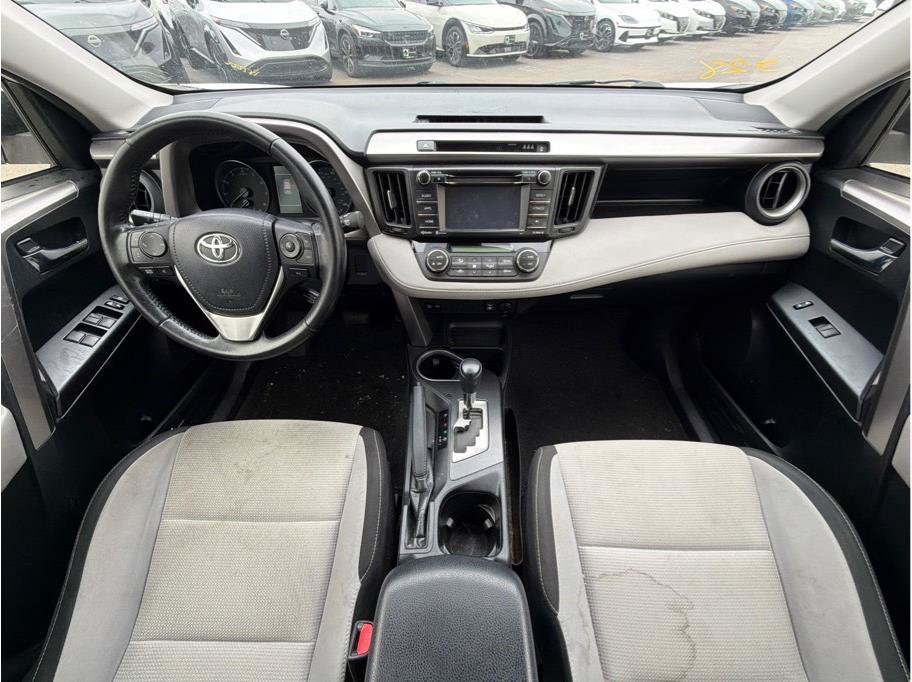 Used 2017 Toyota RAV4 XLE w/ Plus Special Value Package AWD/4WD image 4