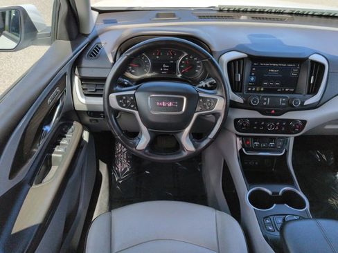 Used 2021 GMC Terrain SLT image 17