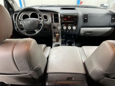 Used 2012 Toyota Tundra Limited image 10