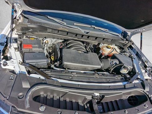 Certified 2023 Chevrolet Suburban RST image 25