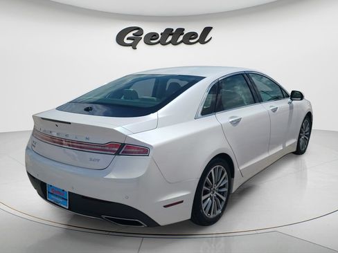 Used 2020 Lincoln MKZ FWD image 5