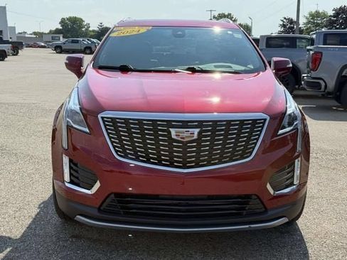 Used 2024 Cadillac XT5 Premium Luxury w/ Technology Package AWD/4WD image 3