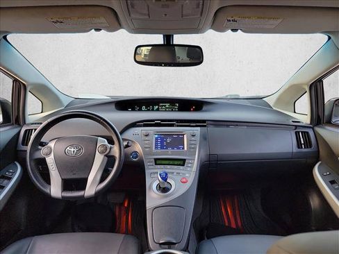 Used 2014 Toyota Prius Four FWD image 14