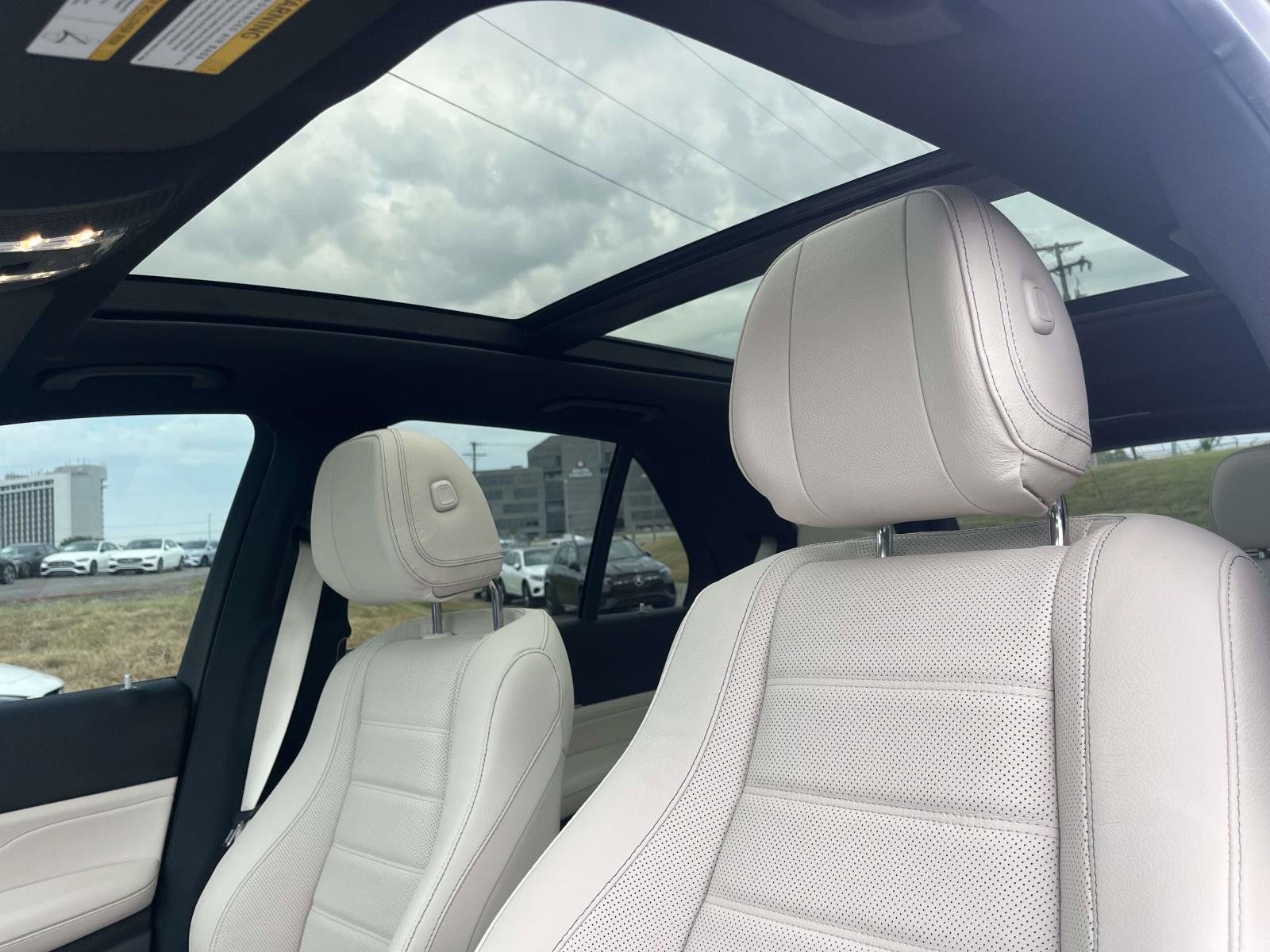 Certified 2024 Mercedes-Benz GLE 450e 4MATIC image 32