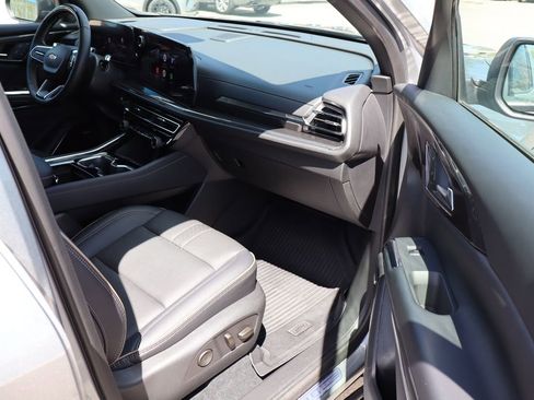 Used 2026 Chevrolet Traverse High Country w/ LPO, Floor Liner Package AWD/4WD image 54