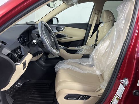 Used 2024 Acura RDX SH-AWD image 17