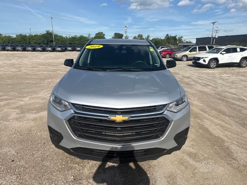 Used 2019 Chevrolet Traverse LS FWD image 10