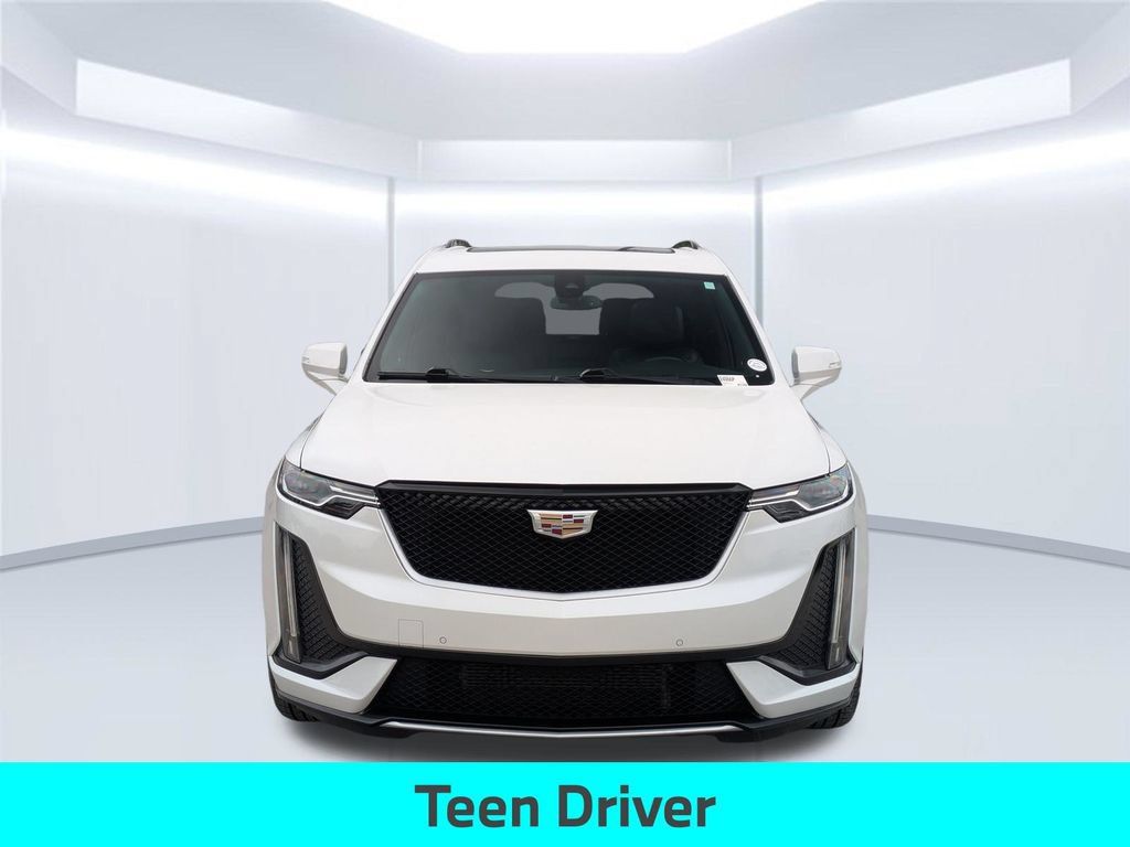 Used 2020 Cadillac XT6 Sport AWD/4WD image 11