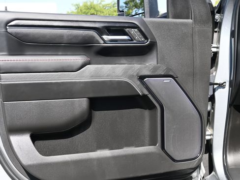 Used 2026 GMC Sierra 2500 AT4X AWD/4WD image 19