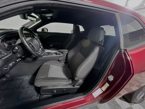 Used 2019 Dodge Challenger SXT w/ Blacktop Package RWD image 15