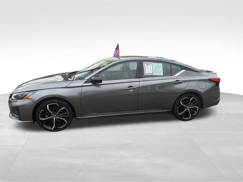 Used 2024 Nissan Altima 2.5 SR image 7