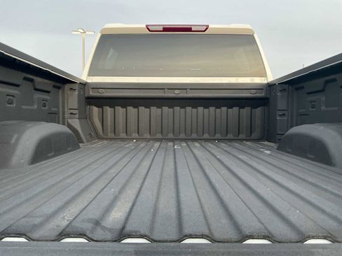 Used 2024 Chevrolet Silverado 2500 Custom w/ Custom Value Package image 31