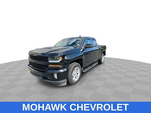 Used 2018 Chevrolet Silverado 1500 LT w/ All Star Edition AWD/4WD image 4