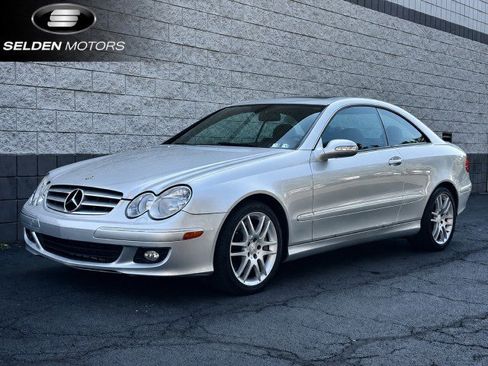 Used 2008 Mercedes-Benz CLK 350 Coupe image 1