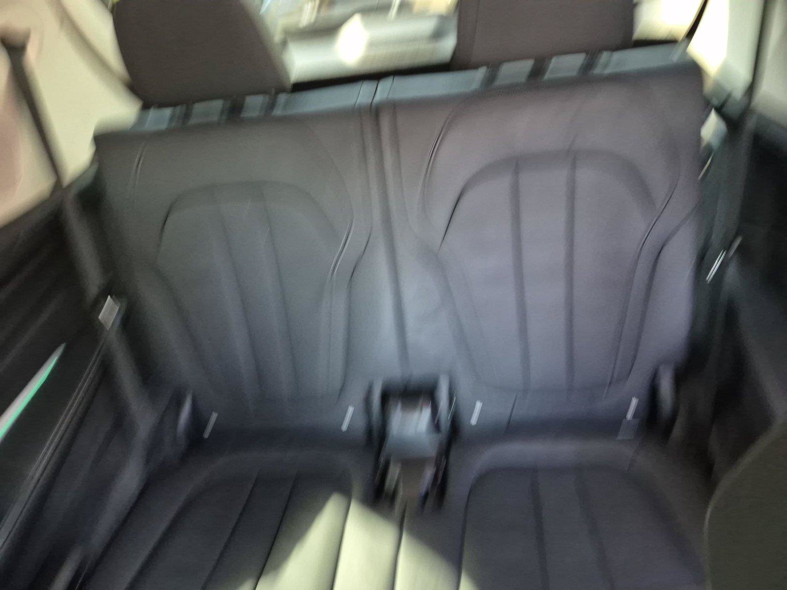 Used 2020 BMW X7 xDrive40i w/ Premium Package AWD/4WD image 33