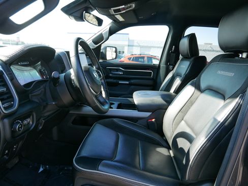 Used 2021 RAM 1500 Laramie image 32