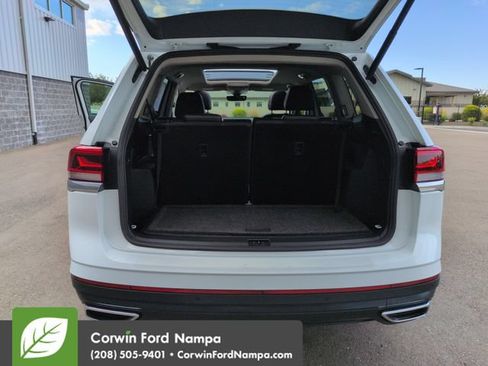 Used 2022 Volkswagen Atlas SEL AWD/4WD image 29