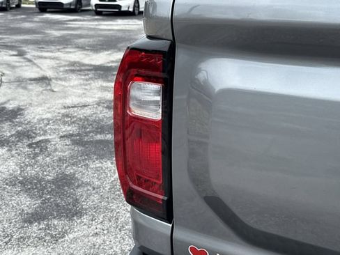 Used 2023 GMC Canyon Elevation w/ Elevation Premium Package AWD/4WD image 15