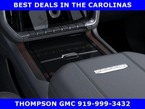 New 2026 GMC Yukon Denali w/ Sun & Power Step Package AWD/4WD image 26