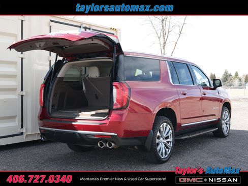 Used 2023 GMC Yukon XL Denali image 47