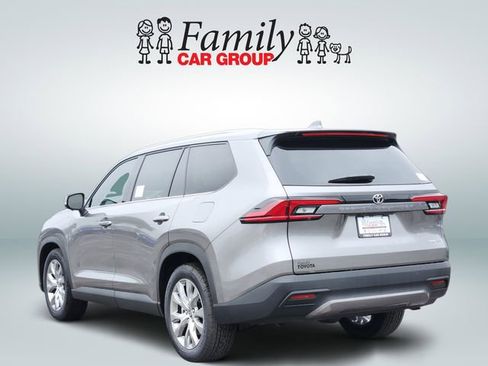 New 2026 Toyota Grand Highlander Limited FWD image 3