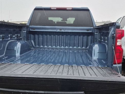 Used 2024 Chevrolet Silverado 1500 LT image 5