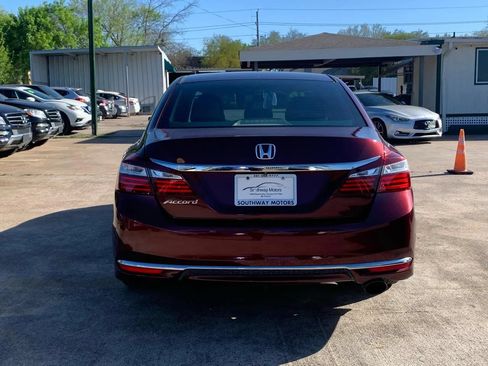 Used 2016 Honda Accord LX image 6