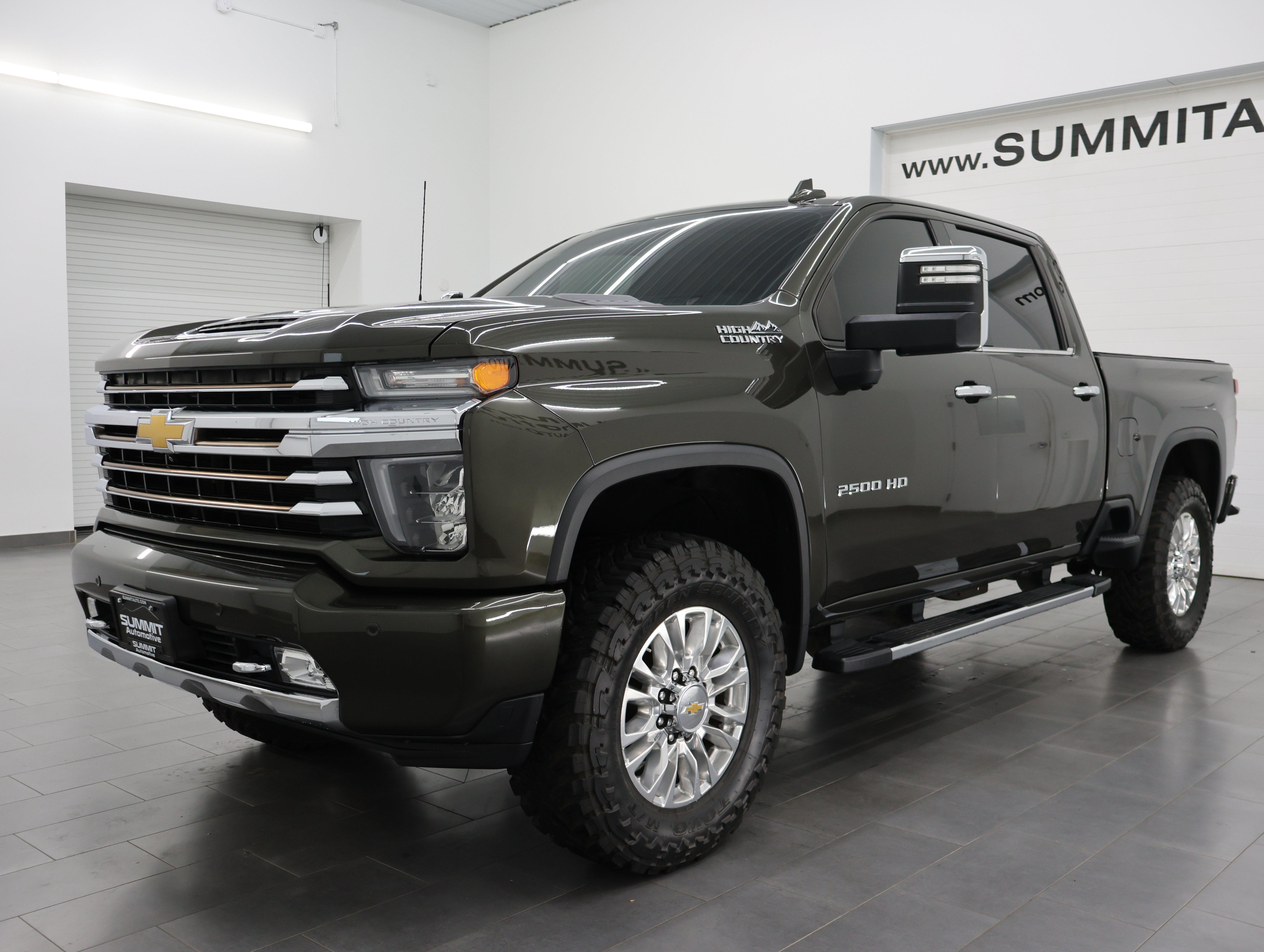 Used 2022 Chevrolet Silverado 2500 High Country AWD/4WD image 7