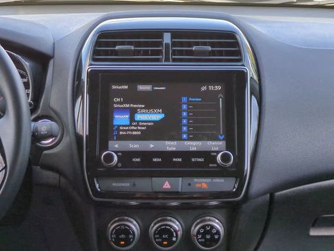 Used 2025 Mitsubishi Outlander Sport SE image 17