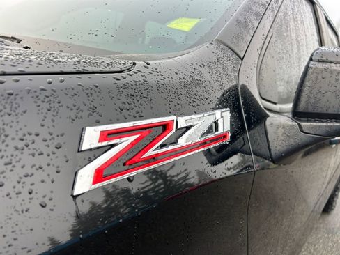 Used 2020 Chevrolet Silverado 1500 LT Trail Boss image 31