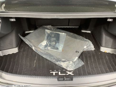 Used 2023 Acura TLX w/ Technology Package image 17
