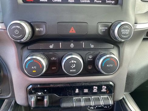 Used 2019 RAM 1500 Big Horn AWD/4WD image 26