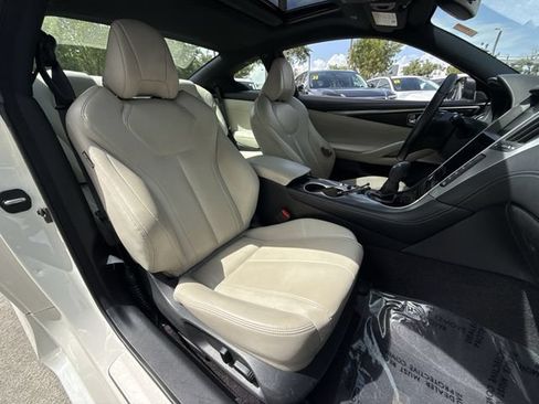 Used 2018 INFINITI Q60 3.0t Luxe w/ Sensory Package 3.0T Luxe RWD image 25