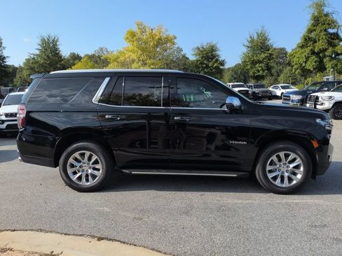 Used 2022 Chevrolet Tahoe Premier AWD/4WD image 3