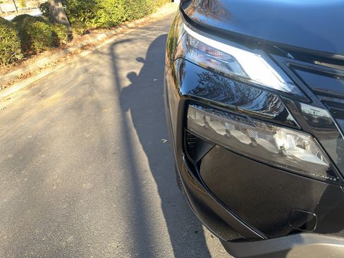 New 2026 Nissan Rogue SV image 10